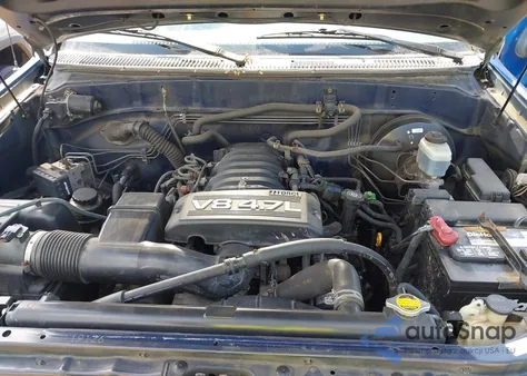 2005 Toyota Tundra Sr5 V8 from USA, damaged, VIN 5TBDT44115S493493